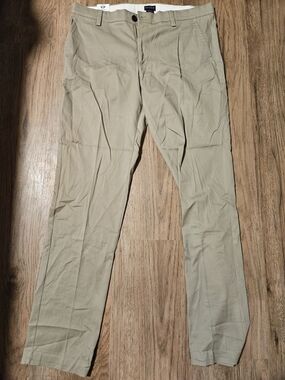 Dockers Men's Easy Khaki Tan Slim Fit Pants 34x32